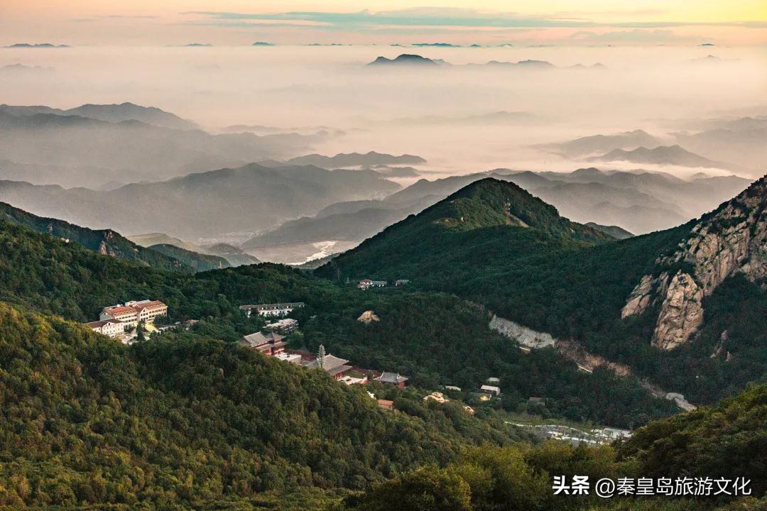 上帝打翻了秋天的调色盘,上帝打翻了调色盘诗句