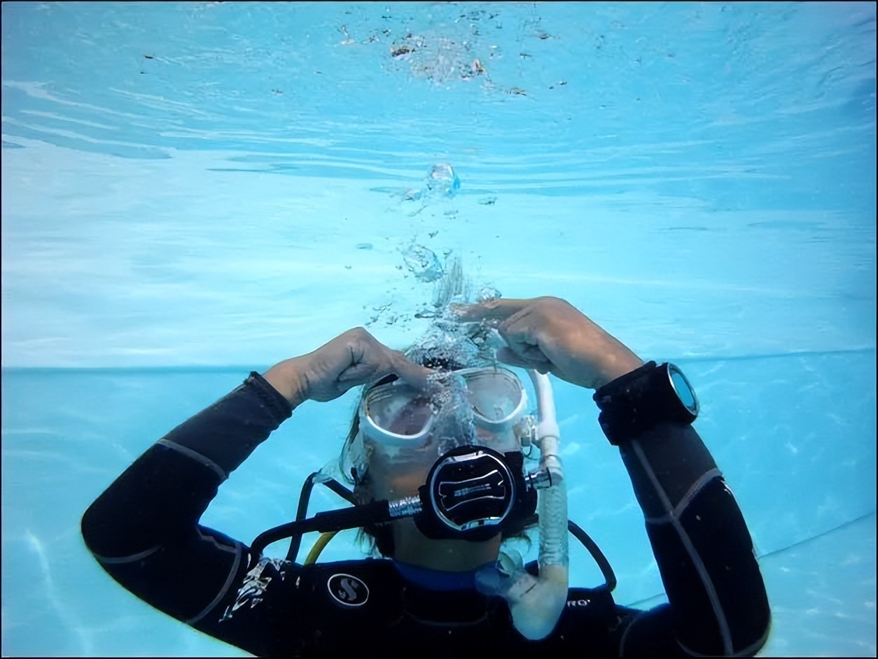 潜水知识科普类视频,潜水井的水可以养鱼嘛