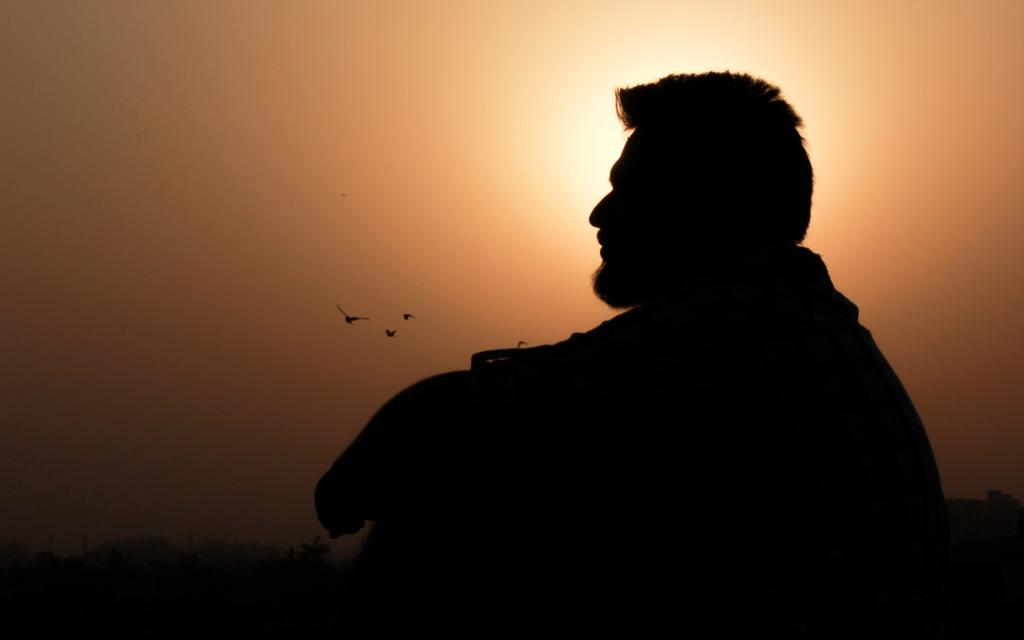 抒情朗诵作品:遥致外星女郎