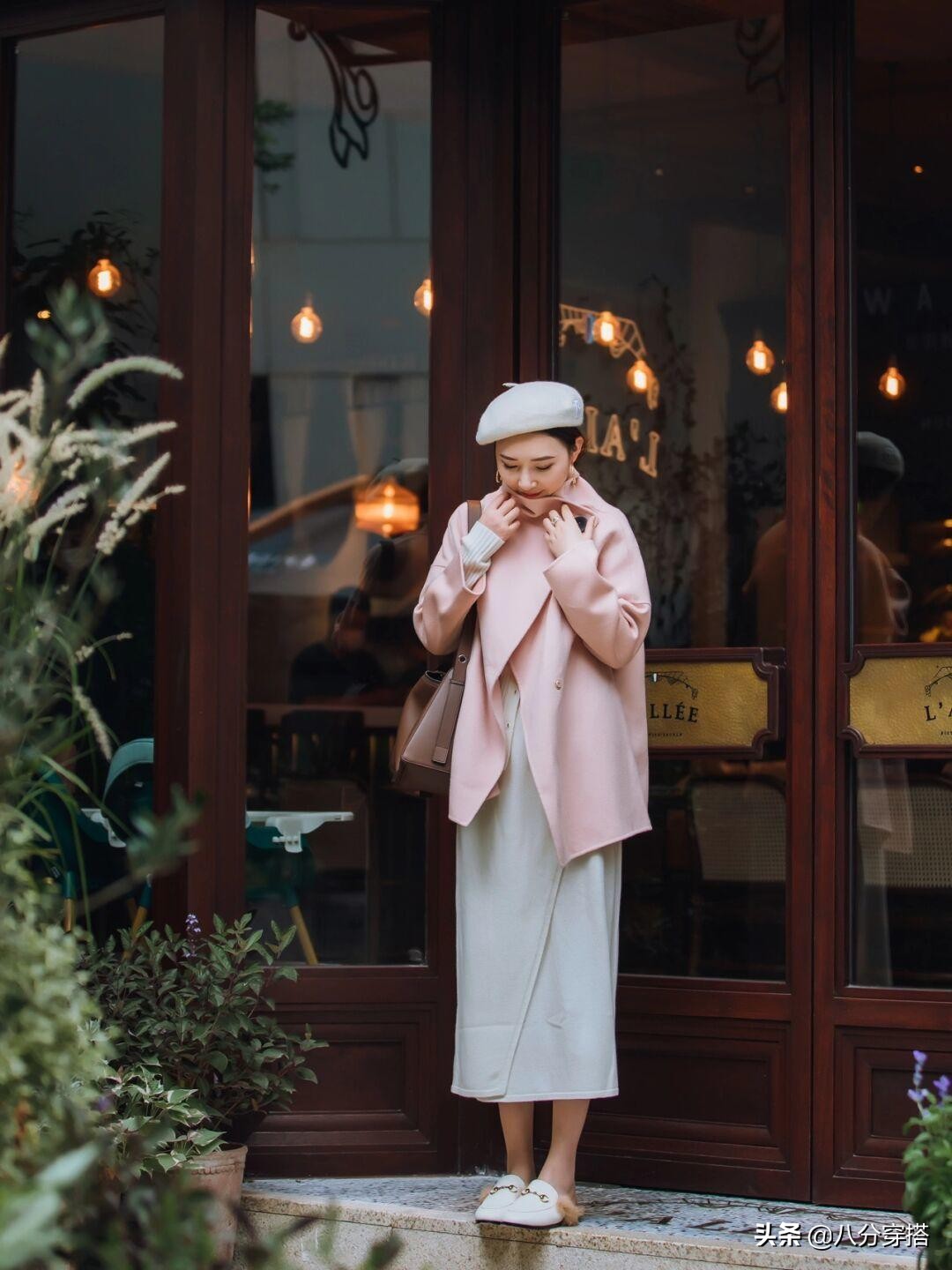 冬天不知道怎么穿衣服好看,几款毛呢外套穿着保暖彰显女人味