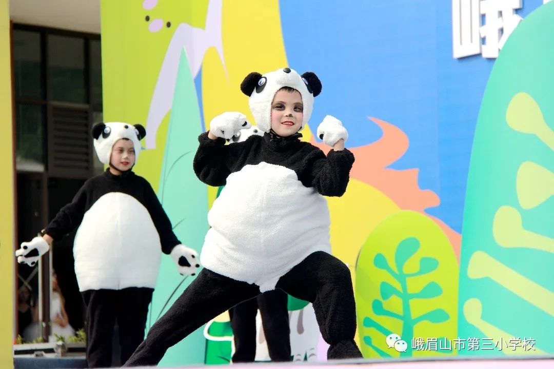 峨眉三小六一儿童节活动,艺展风采2019
