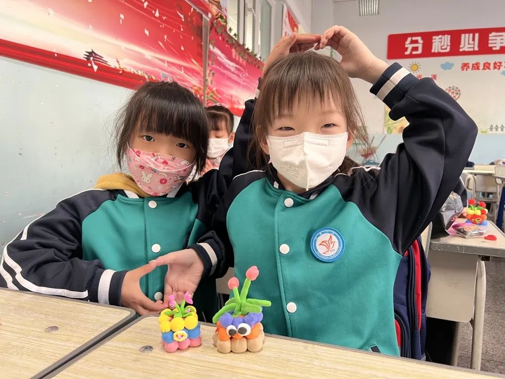 包头北重一中竞赛班,包头市青山区北重一小好吗