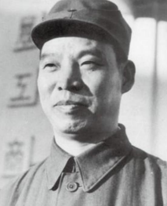 94年廖汉生到周恩来纪念馆参观，结束时被问：您是贺龙的外甥吗？