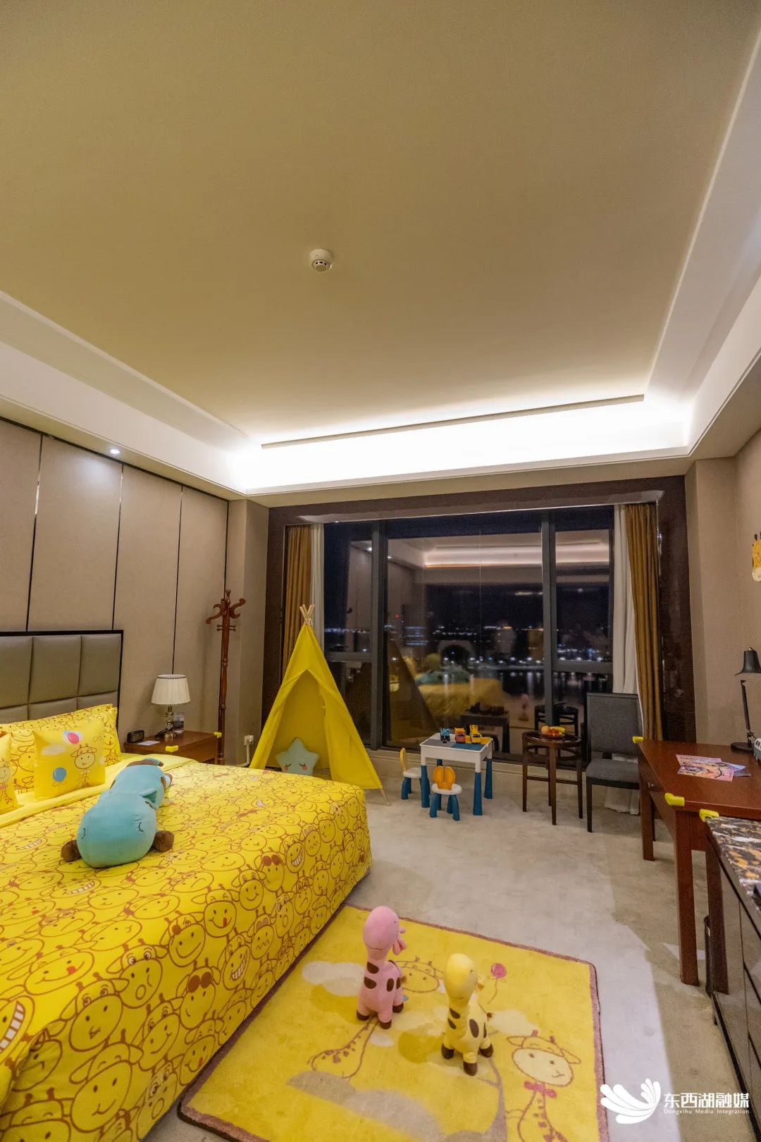 武汉夏天正确打开模式,暑假的n种打开方式视频