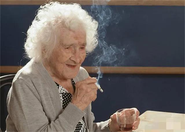 长寿奶奶传授养生秘诀,100岁“长寿奶奶”的养生秘诀