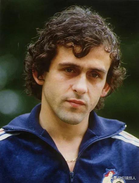 姆巴佩加盟皇马后首发阵容,齐达内和姆巴佩法国地位