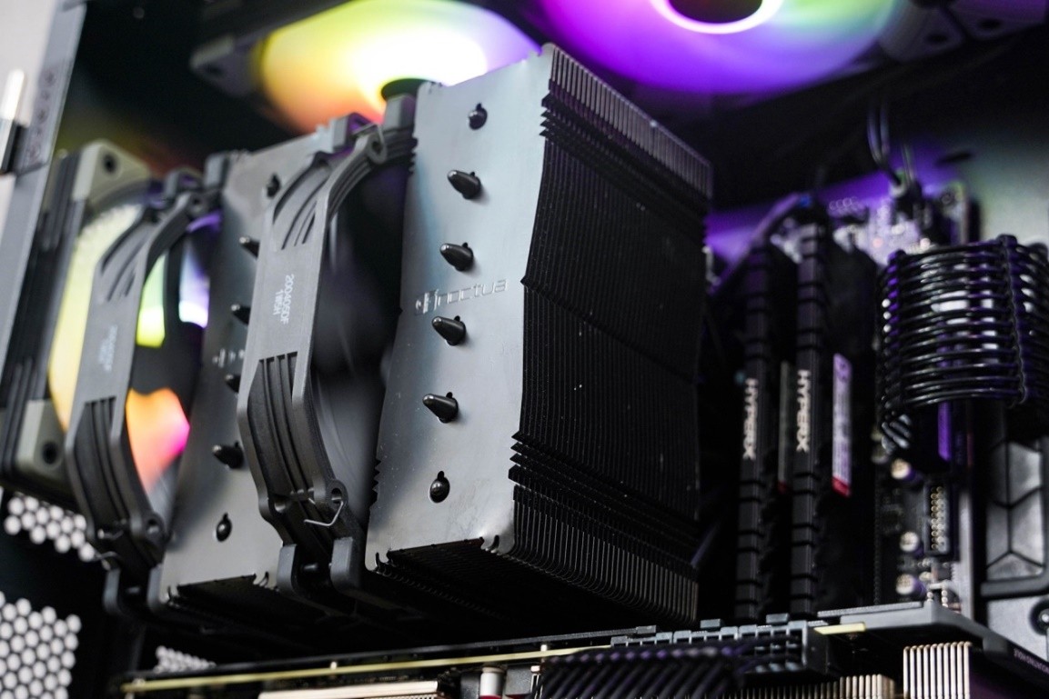 九州风神冰堡垒360青春版水冷测评,九州风神堡垒240rgbv2水冷散热器