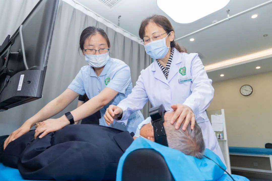 了不起的大兴人|冉向群：平眩定晕，让患者行稳致远