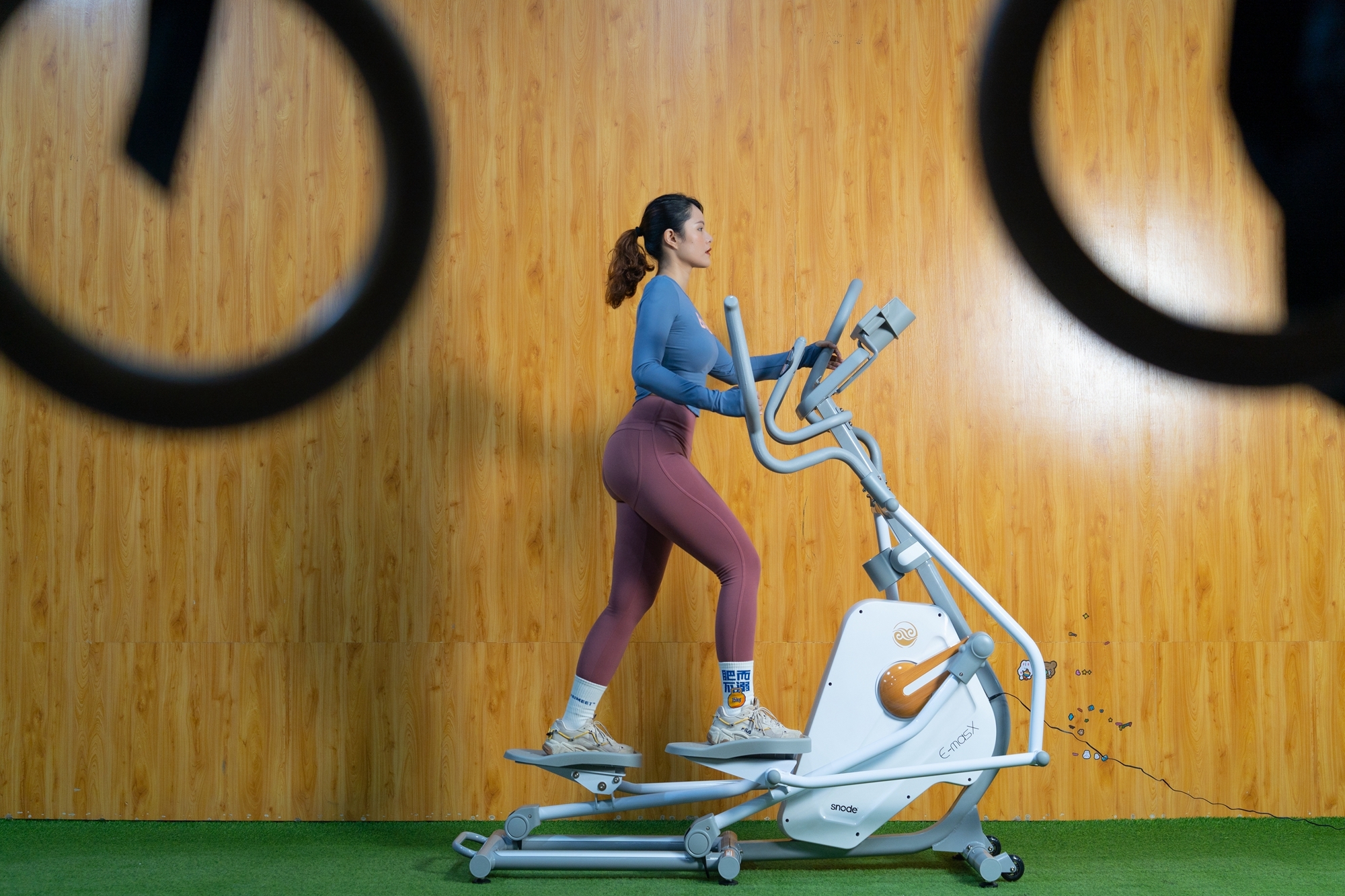 椭圆机相对跑步机的好处,椭圆机跑步机运动效果一样吗