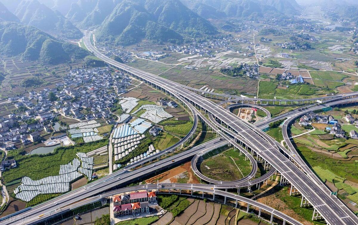 编写可行性研究报告要点有哪些,如何撰写可行性研究报告范文