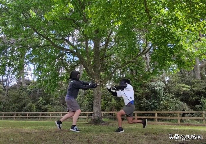 绝不松开我的拳头资源,玩家绝不屈服