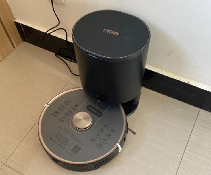 云鲸扫地机器人和石头扫地机测评,扫地机器人和扫地机哪个扫得干净