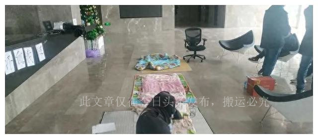 在公司当前台时，包工头到公司大闹，收拾闹事者的方法让我恐惧