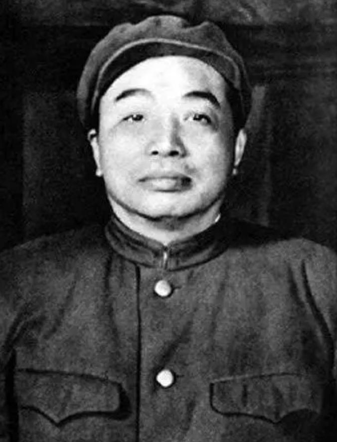 多国说和，普京该借坡下驴？向美国服软的后果，彭德怀70年前说过