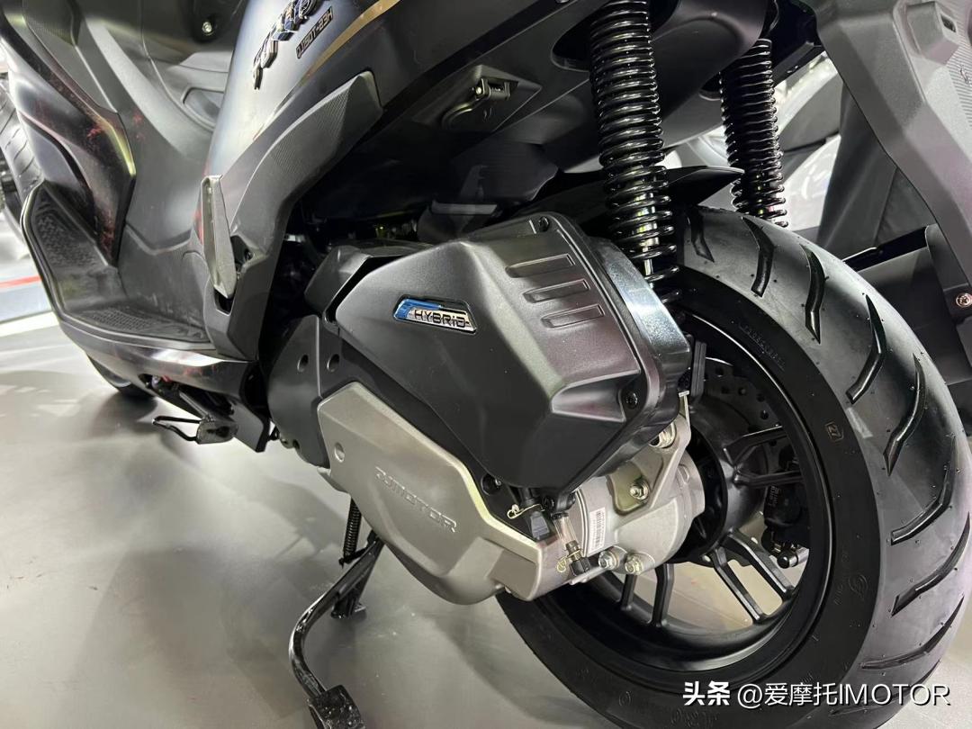 16999元！钱江都市运动踏板鸿150发布！