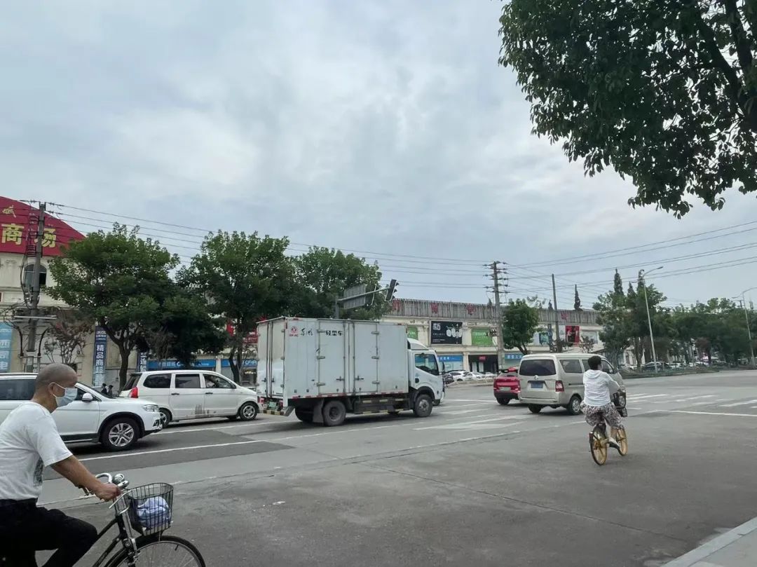 家具城的优势和劣势分析,家具城改造工程