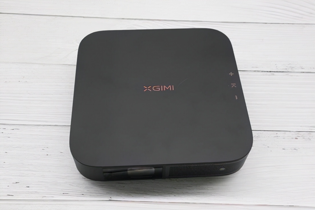 家用投影仪推荐2022品牌排行榜,2022家用投影仪选择哪个品牌好