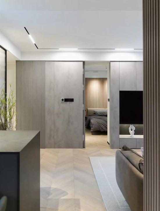 海归美女建筑师巧装89平小家电视柜里竟藏隐形门