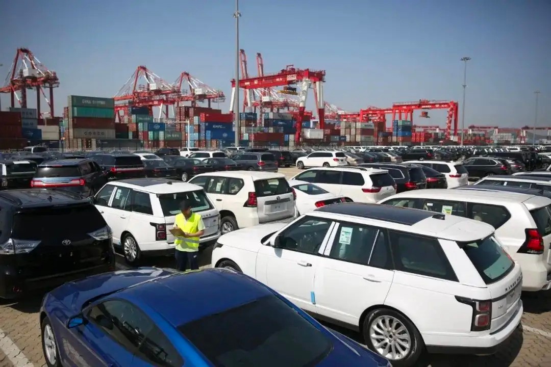 同样是*口车进**，为什么老百姓宁愿加钱去4S店，也不去天津港？