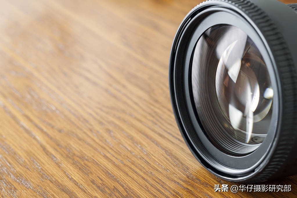 出去玩,旅游拍摄如何选择镜头和配件,中老年摄影玩家更需要知道