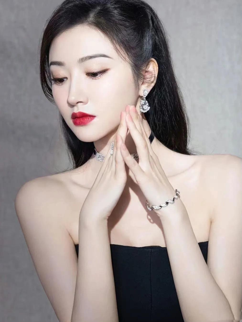 张继科和景甜图片大全,景甜迷倒男人的魅力