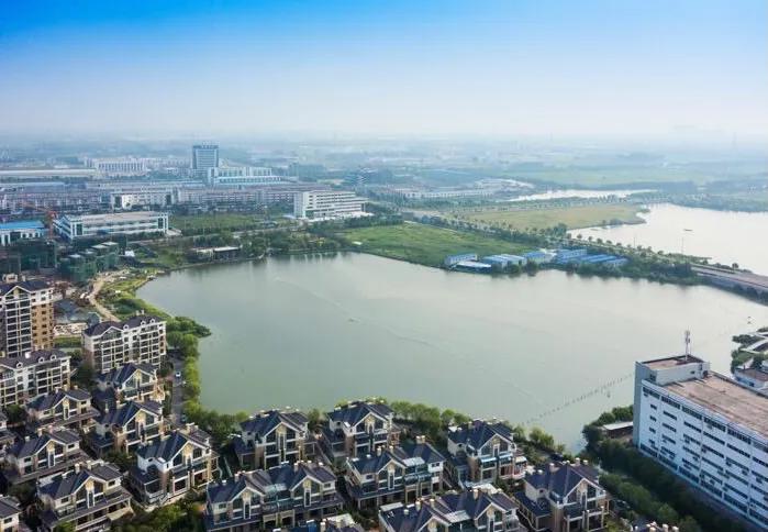 苏州和常熟是一个地方吗,常熟和相城交界的镇