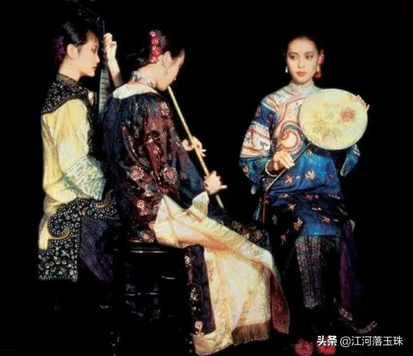 *楼青**女子卖艺不*身卖**？别逗了！‘伎’和‘妓’就是一回事儿