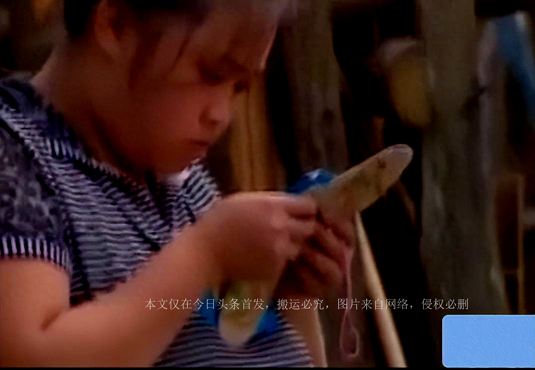 丈夫向妻子*体下**搓生石灰,60岁老太疼痛难忍,往他酒里下了毒鼠强