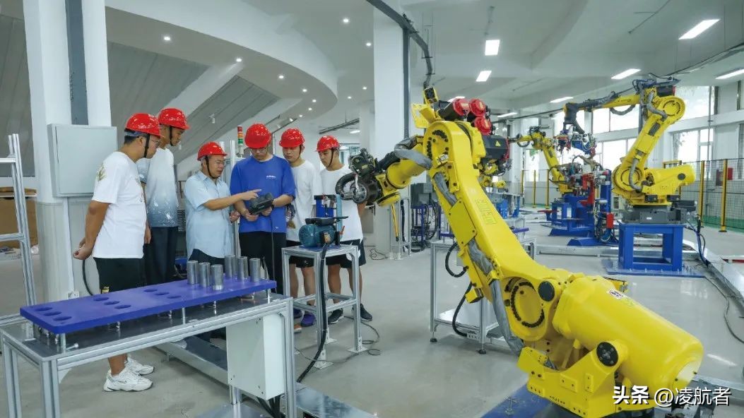 致萌新的学长学姐寄语,致学长学姐的一封信