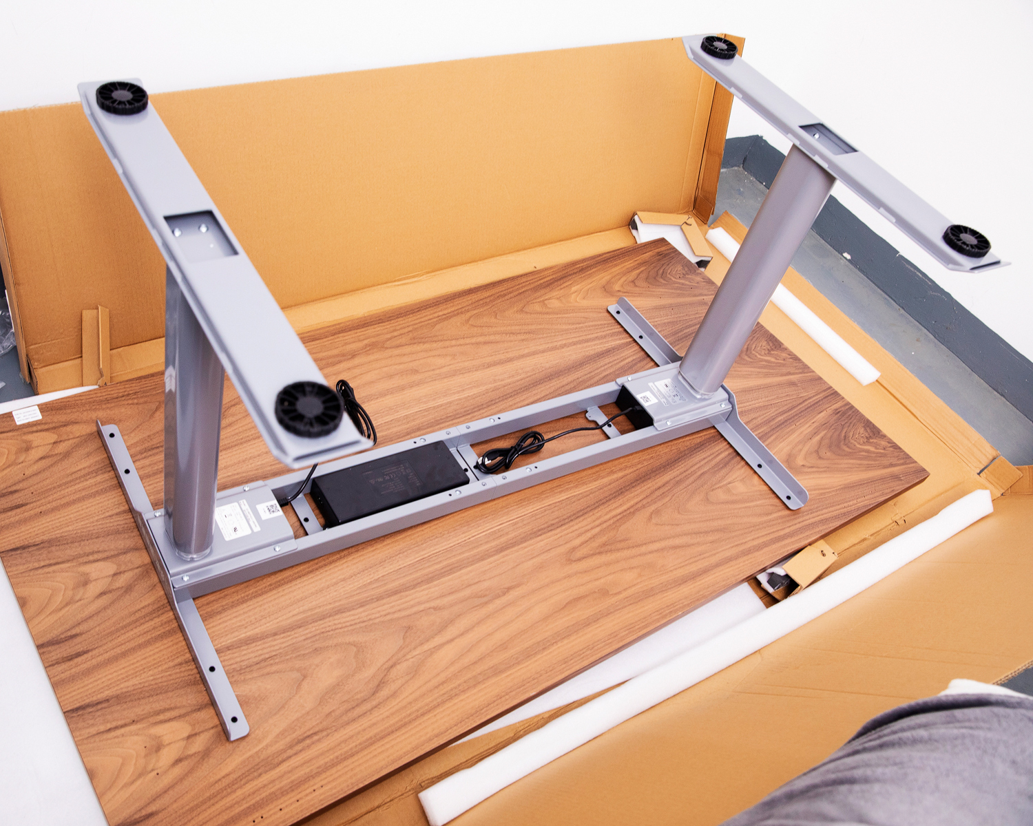 乐歌升降桌e6值得入手吗,乐歌升降桌e6hd安装教程