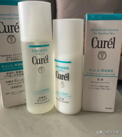 悦诗风吟和兰芝水乳哪个好用,兰芝水乳和悦诗风吟水乳哪个好用