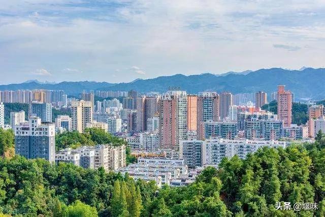 十堰有八大优势和三大缺失，靠山隐蔽分散是关键