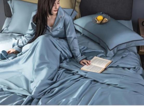 看十大蚕丝被品牌有哪些？蚕丝被品牌之间的差异化