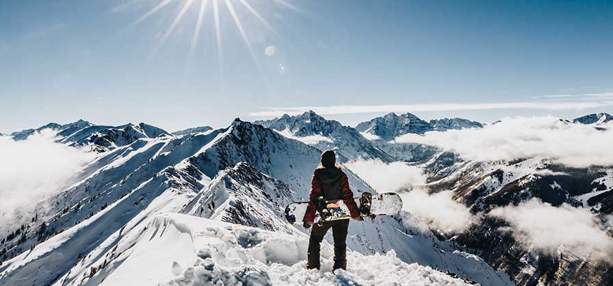 美国的滑雪胜地阿斯本,美国阿斯本雪堆山滑雪村