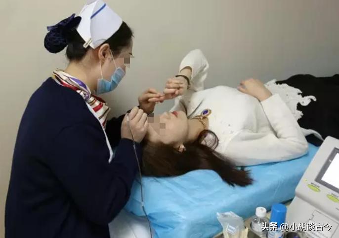 四川父亲忍痛拔掉儿子呼吸机,家人拔掉呼吸机视频