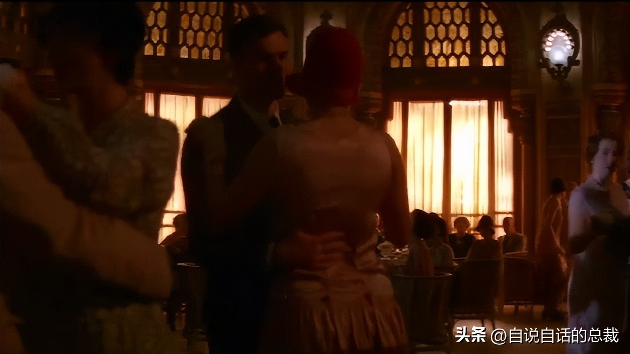 末代皇帝传奇皇后抽大烟,末代皇帝皇后沉迷抽大烟视频