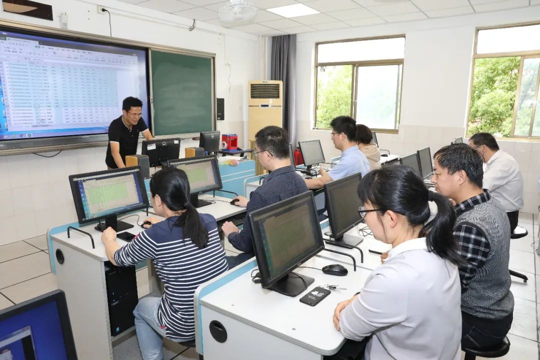 无锡第一中学授牌,无锡市前瞻性项目