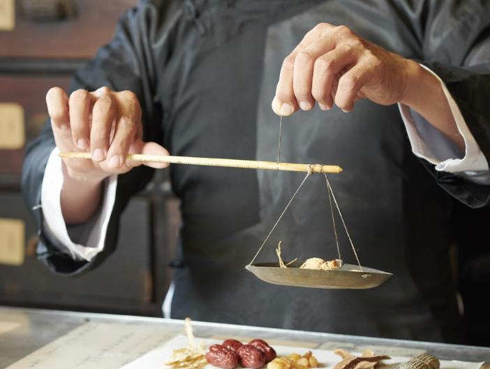 小儿肺炎怎么彻底治疗,小儿肺炎如何彻底治疗