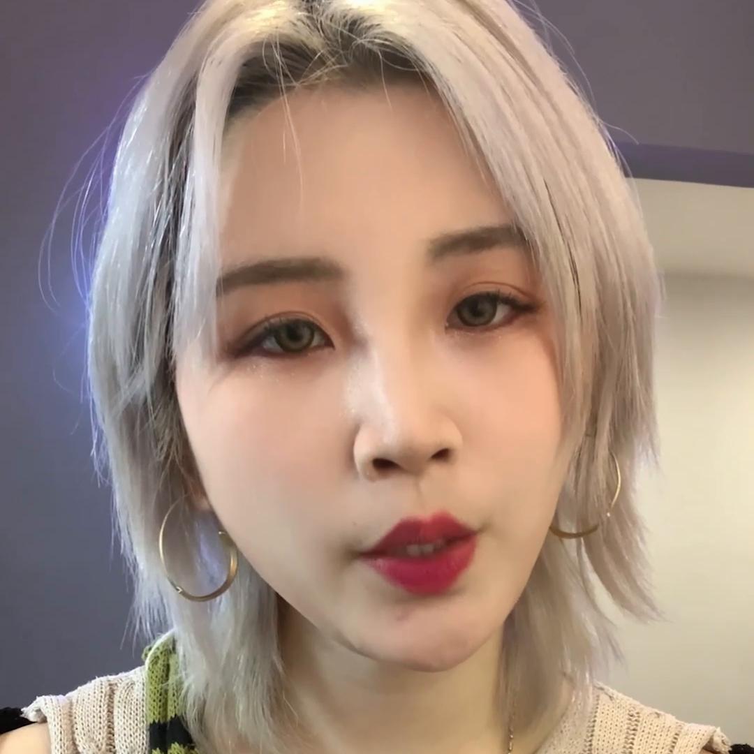 美甲店顾客太多忙不过来怎么办,美甲店怎么调低价格不伤客