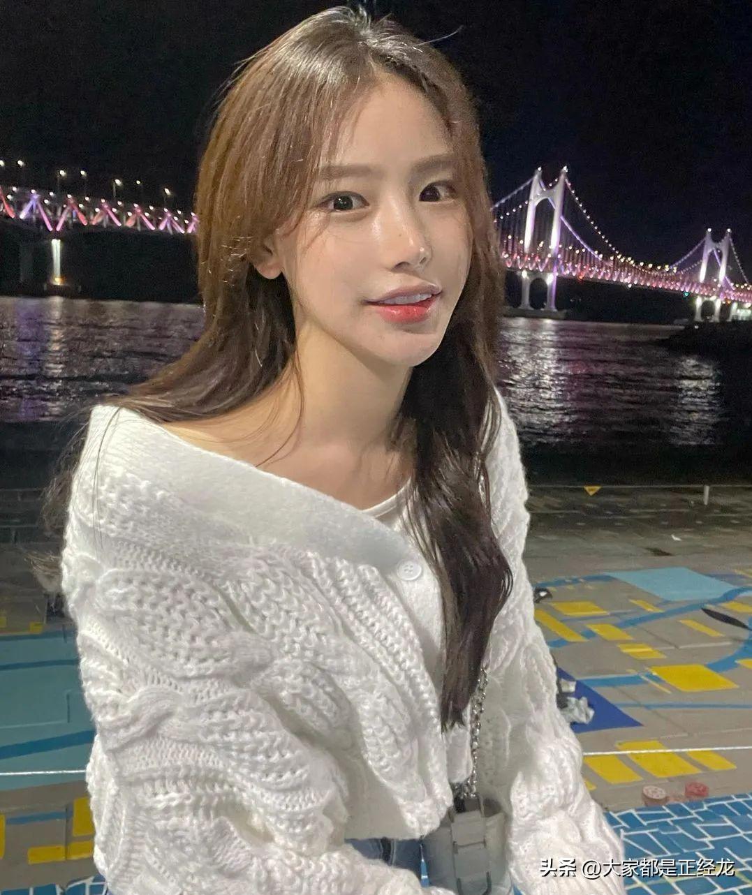 【ins推荐】韩国妹子jaeheeng，身材性感的大长腿美女模特