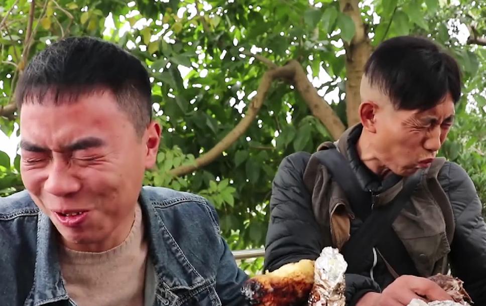 歪厨子余小二央视,歪厨子余小二靠啥爆火