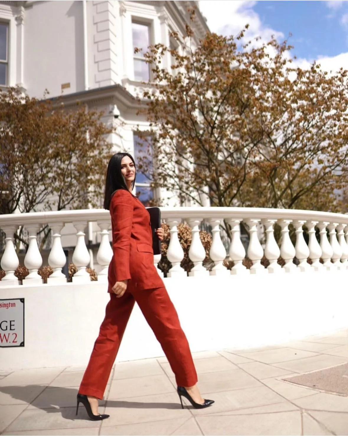 足球十大女经纪人,中国足球女经纪人