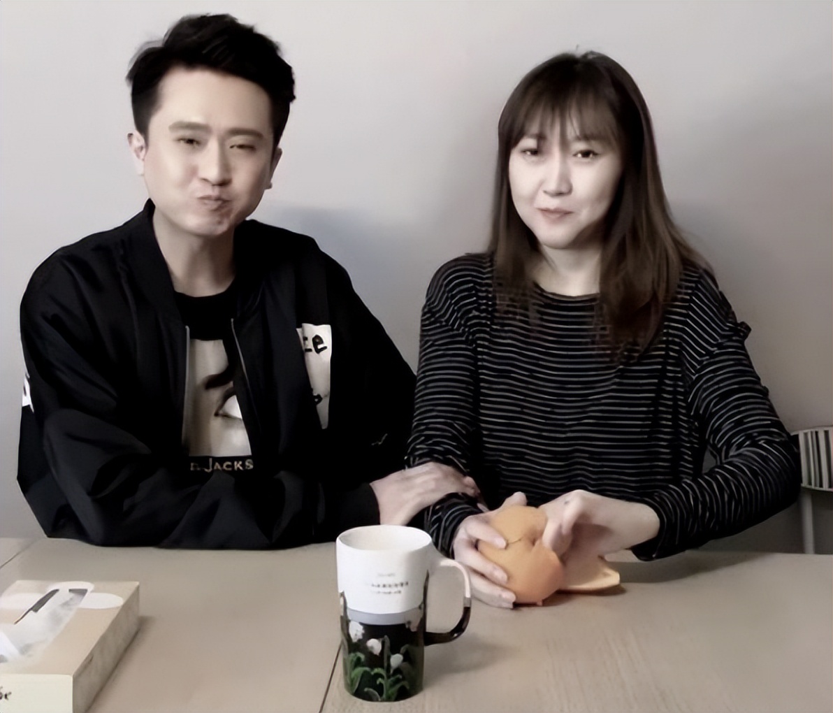 杨帆和妻子李枫哪年结的婚,杨帆妻子李枫简介