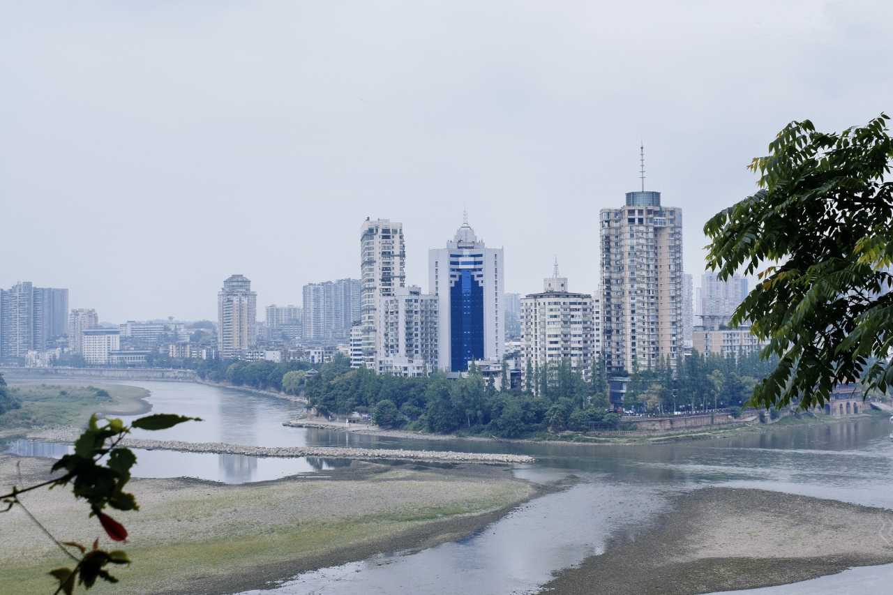 乐山异国风情打卡新去处,乐山游玩攻略及人文风情