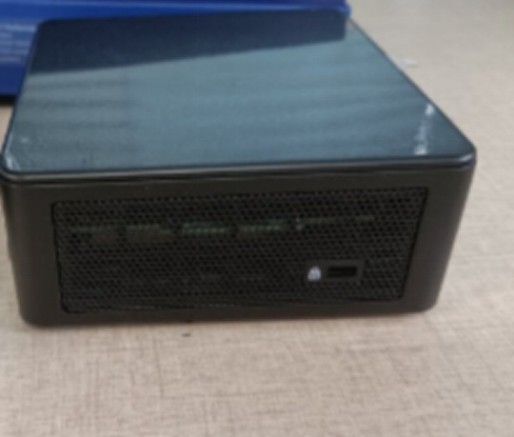 便携式办公小电脑,可随身携带的便携式迷你电脑