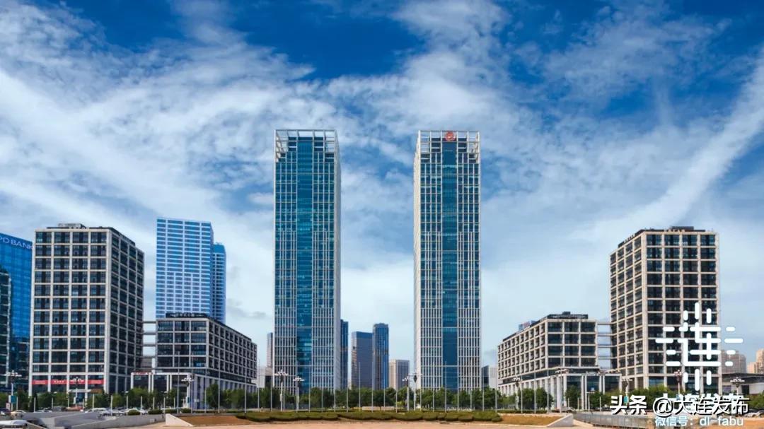 我家住在河对面,我家住在鲅鱼圈歌曲