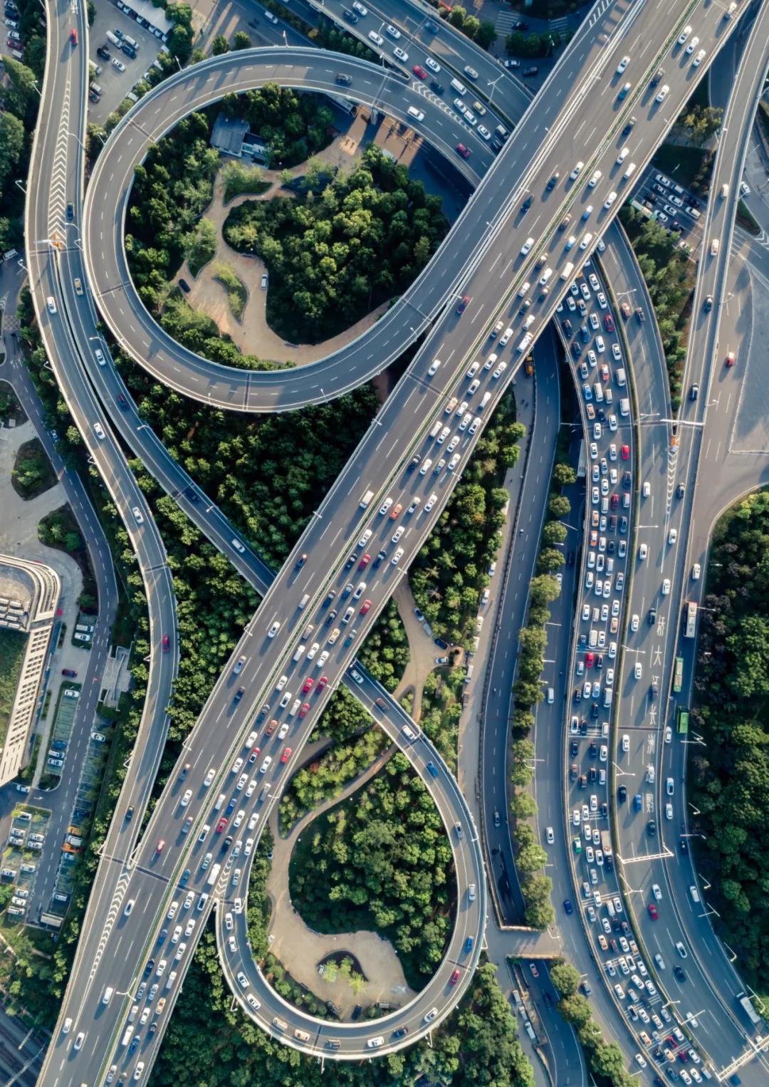 九州通衢冲上云霄去星辰大海