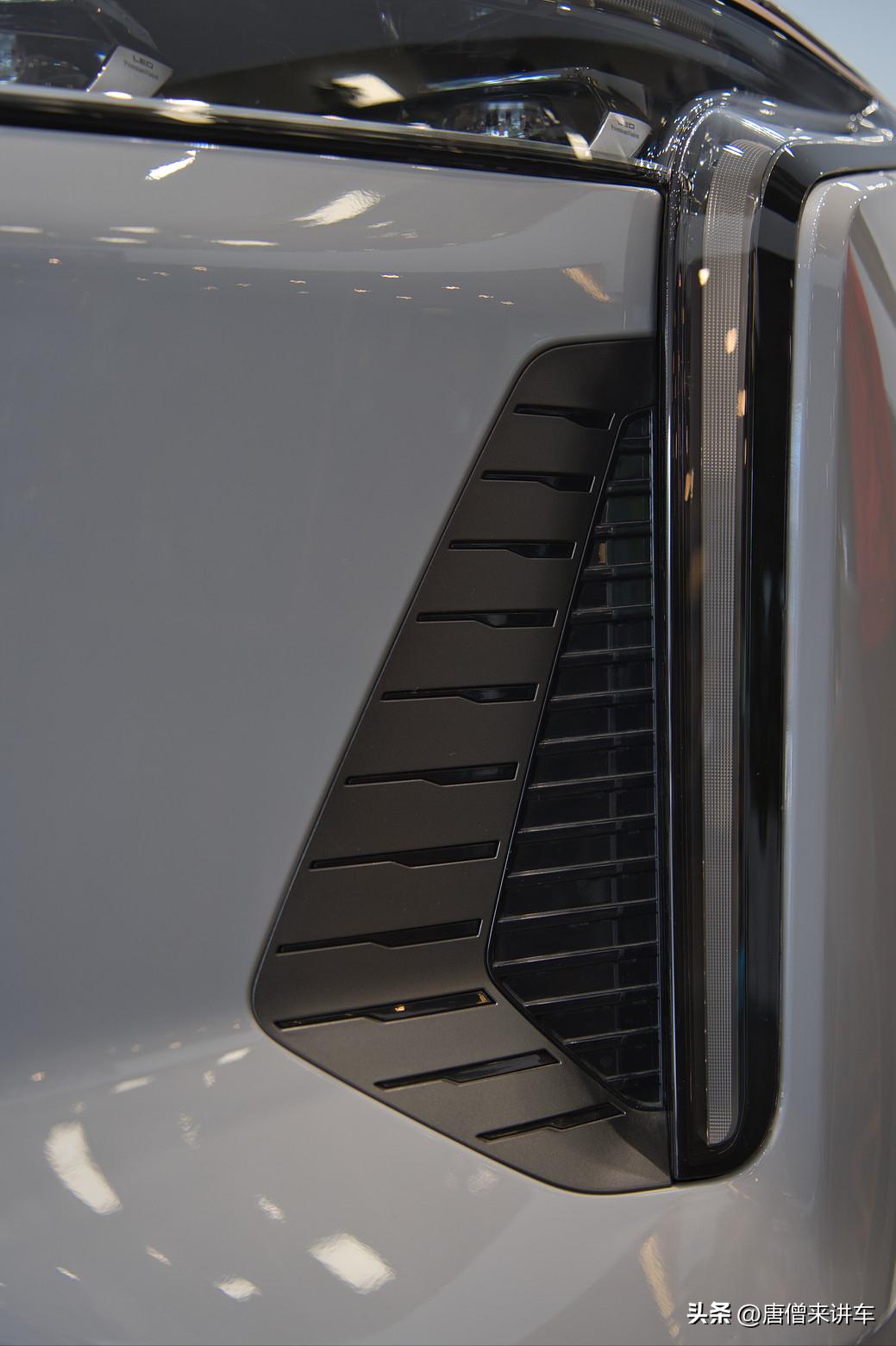 试驾星途瑶光和特斯拉modely，到底买哪款最划算？