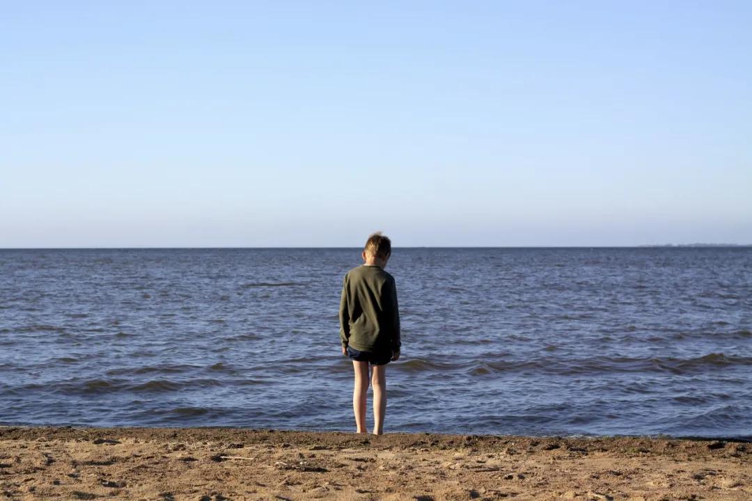 小孩小时候叛逆和青春期叛逆,青春期严重叛逆的孩子有多危险