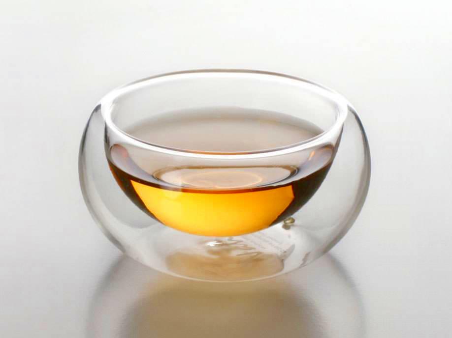 陶瓷茶具喝茶久了有什么变化,真正懂茶的不会用玻璃茶具